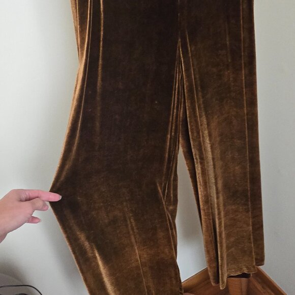 Kenar petite small velvet top and pants - Picture 3 of 5